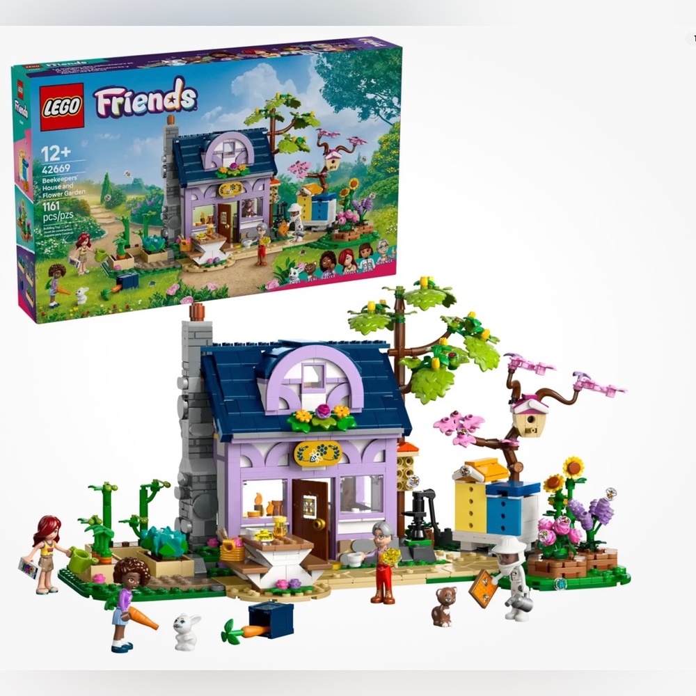 LEGO Friends Beekeeper’s House and Flower Garden (42669) *Damaged Box* Sealed